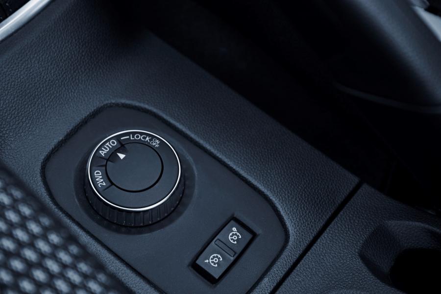 Детали интерьера Dacia Duster 2017 года  (WW) (фото 96 из 257)